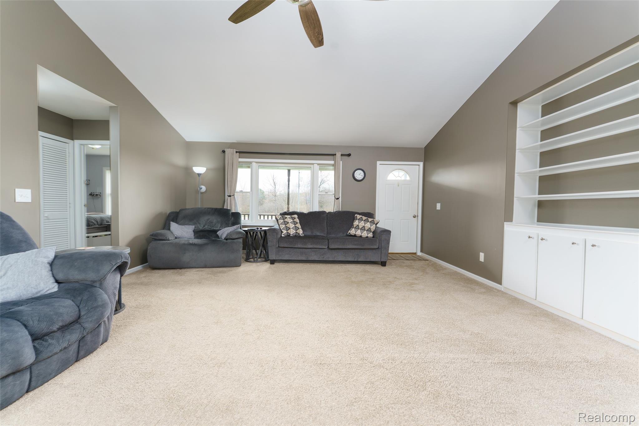 10488 W Grand River Road