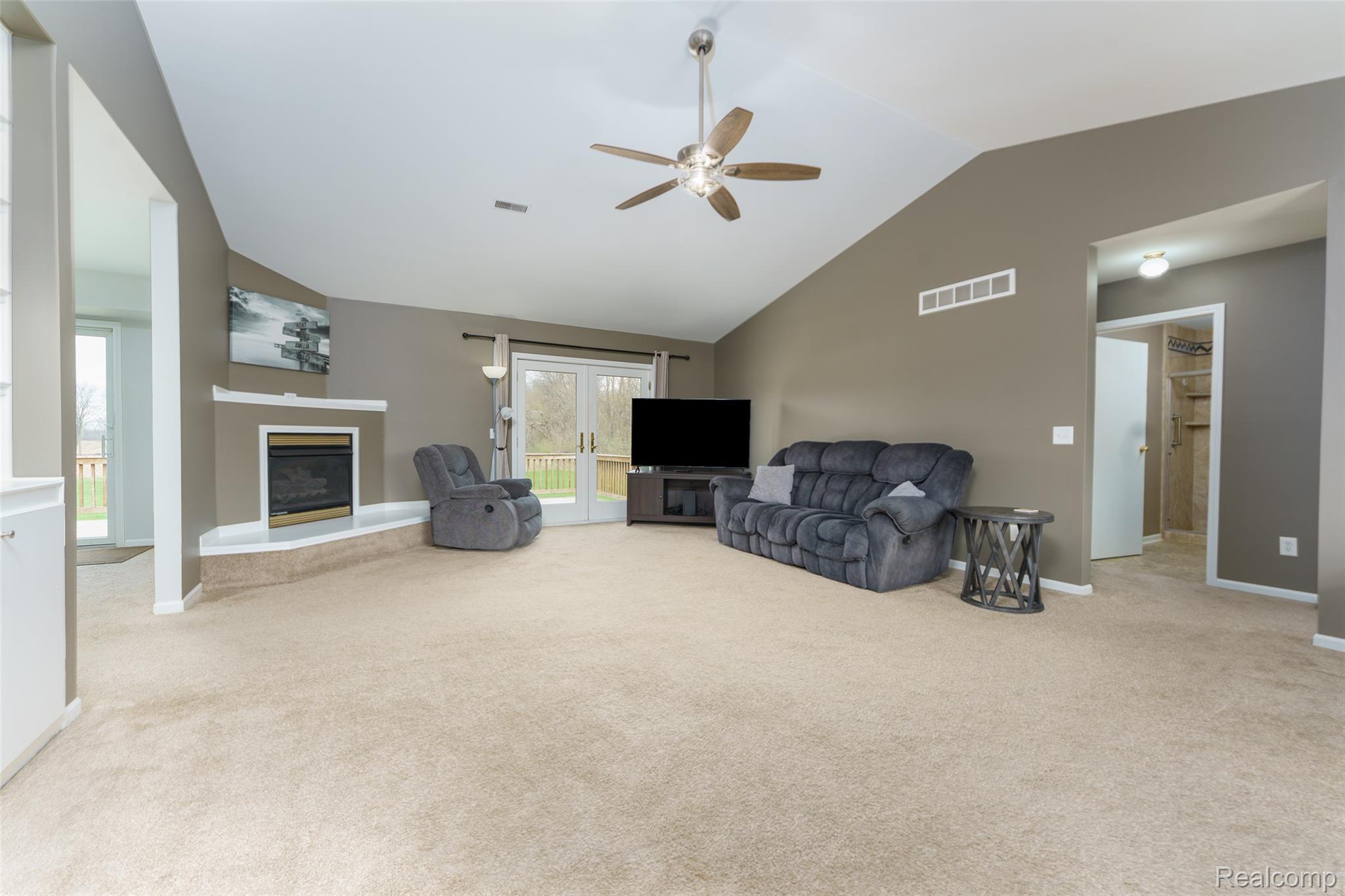 10488 W Grand River Road