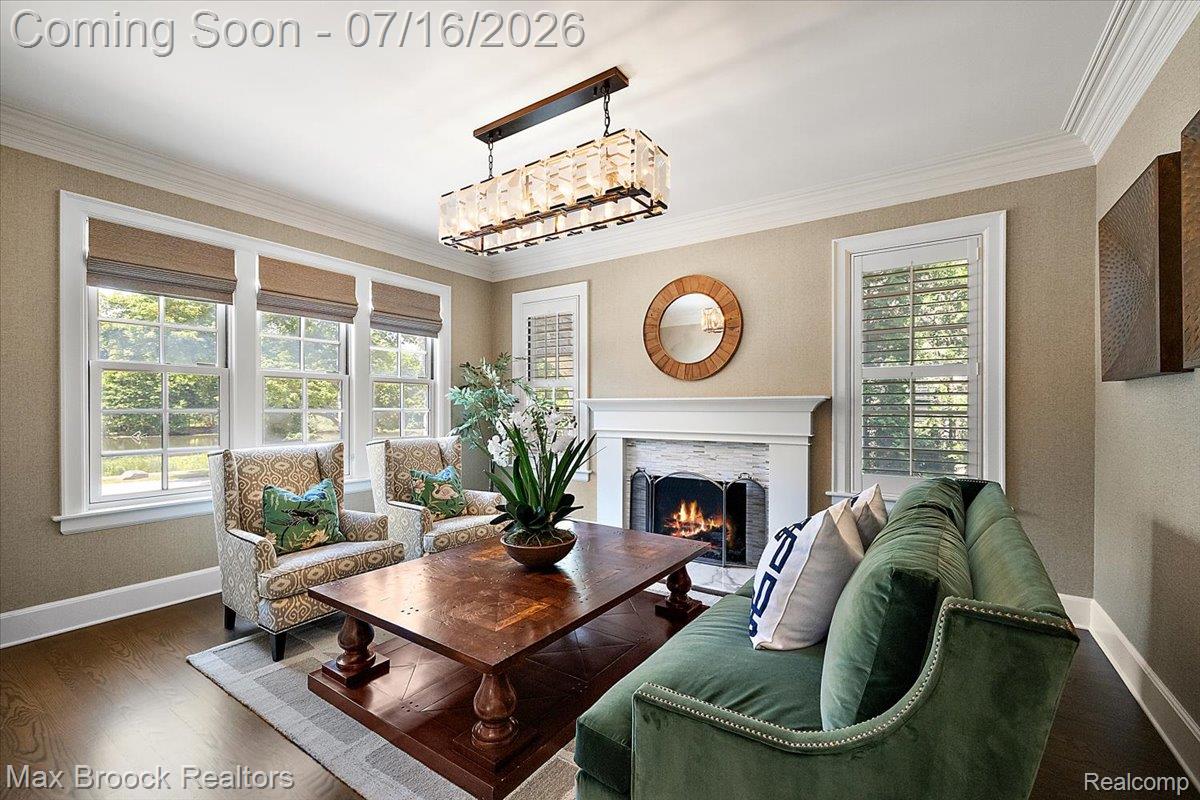 620 Lakeside Drive