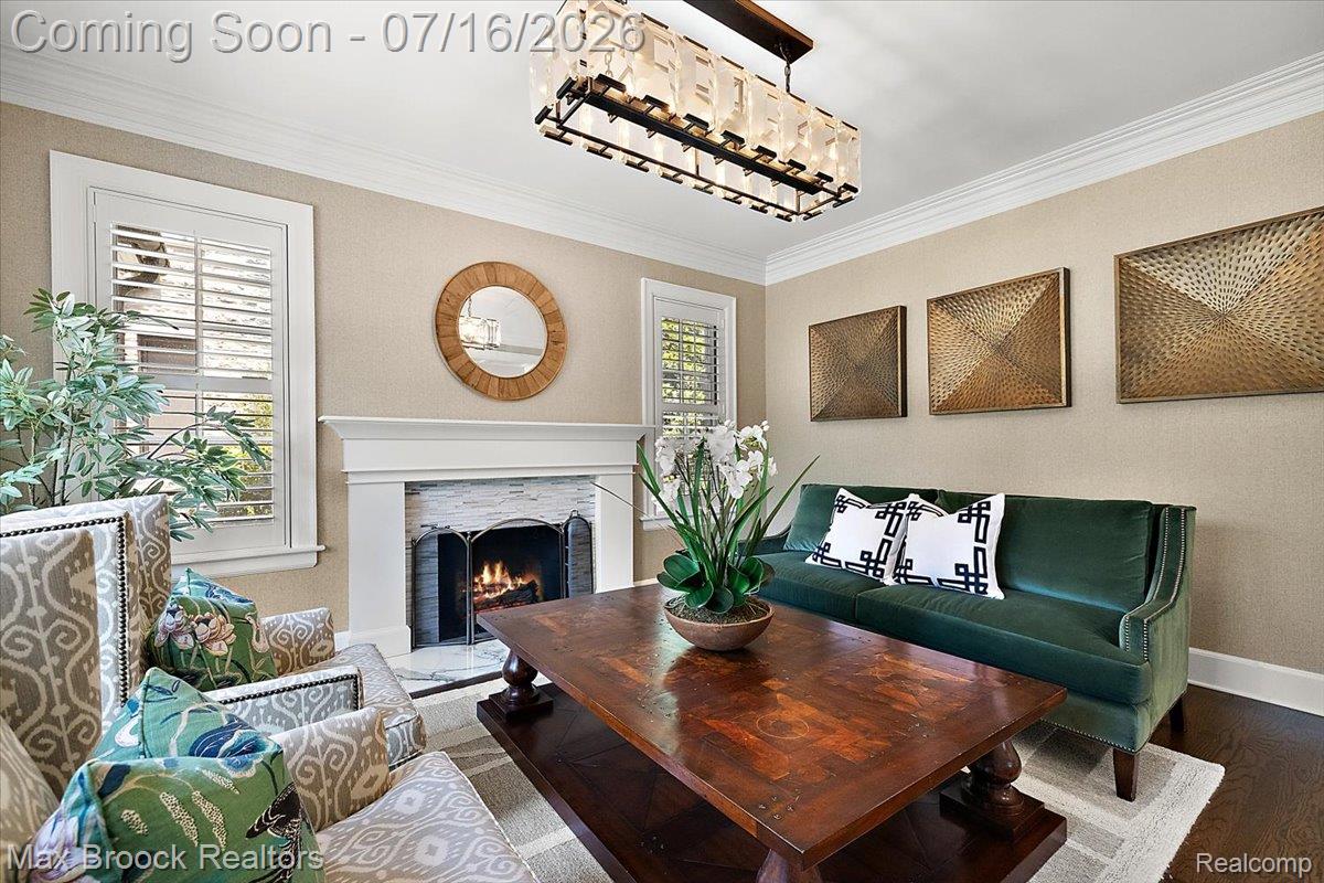 620 Lakeside Drive