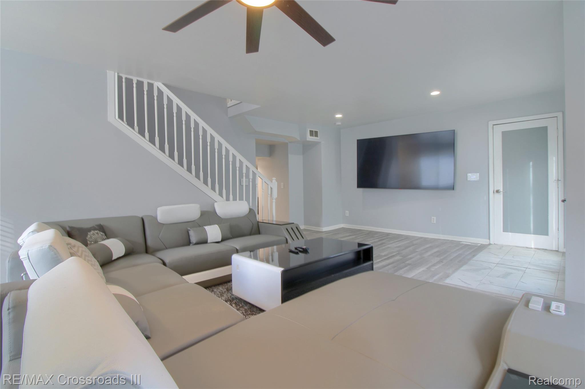 43216 N Bemis Road E