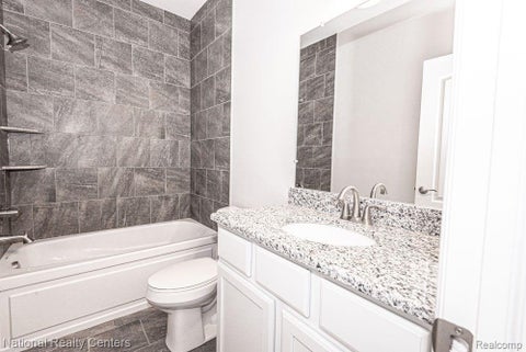 Tiny photo for 941 Guenevere Drive, Oxford Charter Township, MI 48371 (MLS # 20261071881)