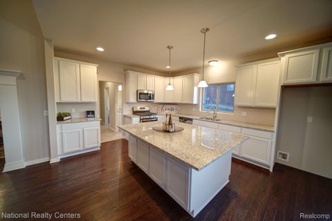 Tiny photo for 941 Guenevere Drive, Oxford Charter Township, MI 48371 (MLS # 20261071881)