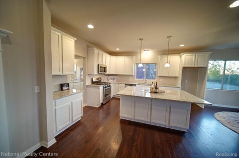 Tiny photo for 941 Guenevere Drive, Oxford Charter Township, MI 48371 (MLS # 20261071881)