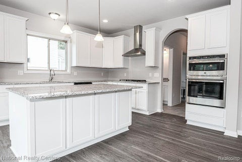 Tiny photo for 941 Guenevere Drive, Oxford Charter Township, MI 48371 (MLS # 20261071881)