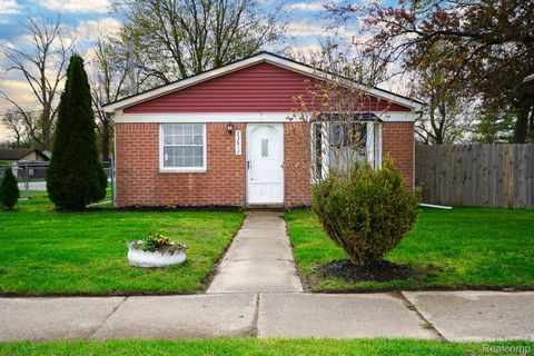 Photo of 23817 Bredow Avenue, Brownstown Charter Township, MI 48174 (MLS # 20261026530)