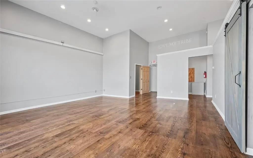 7500 Fenton Road