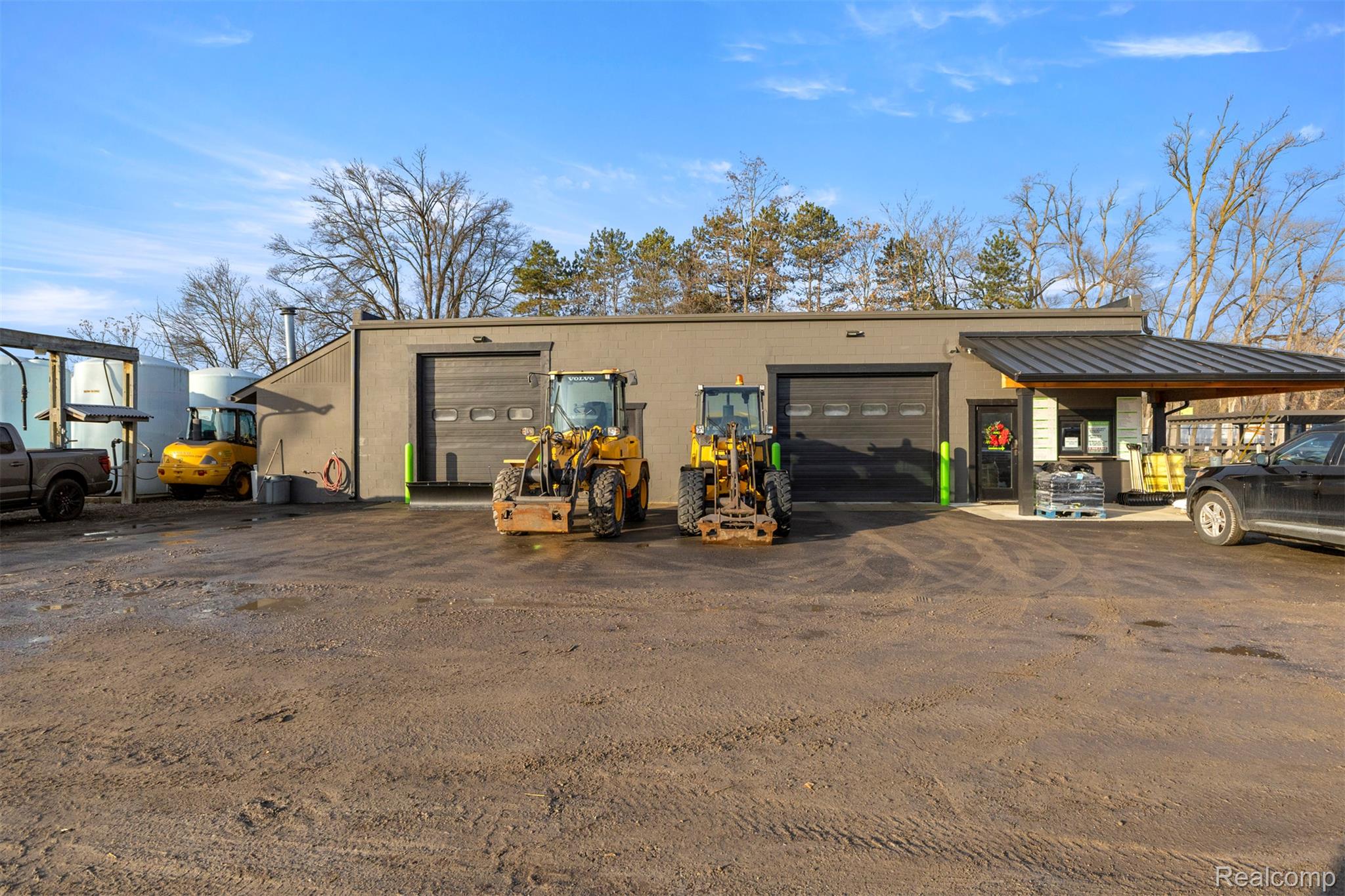 3244 E Michigan Avenue