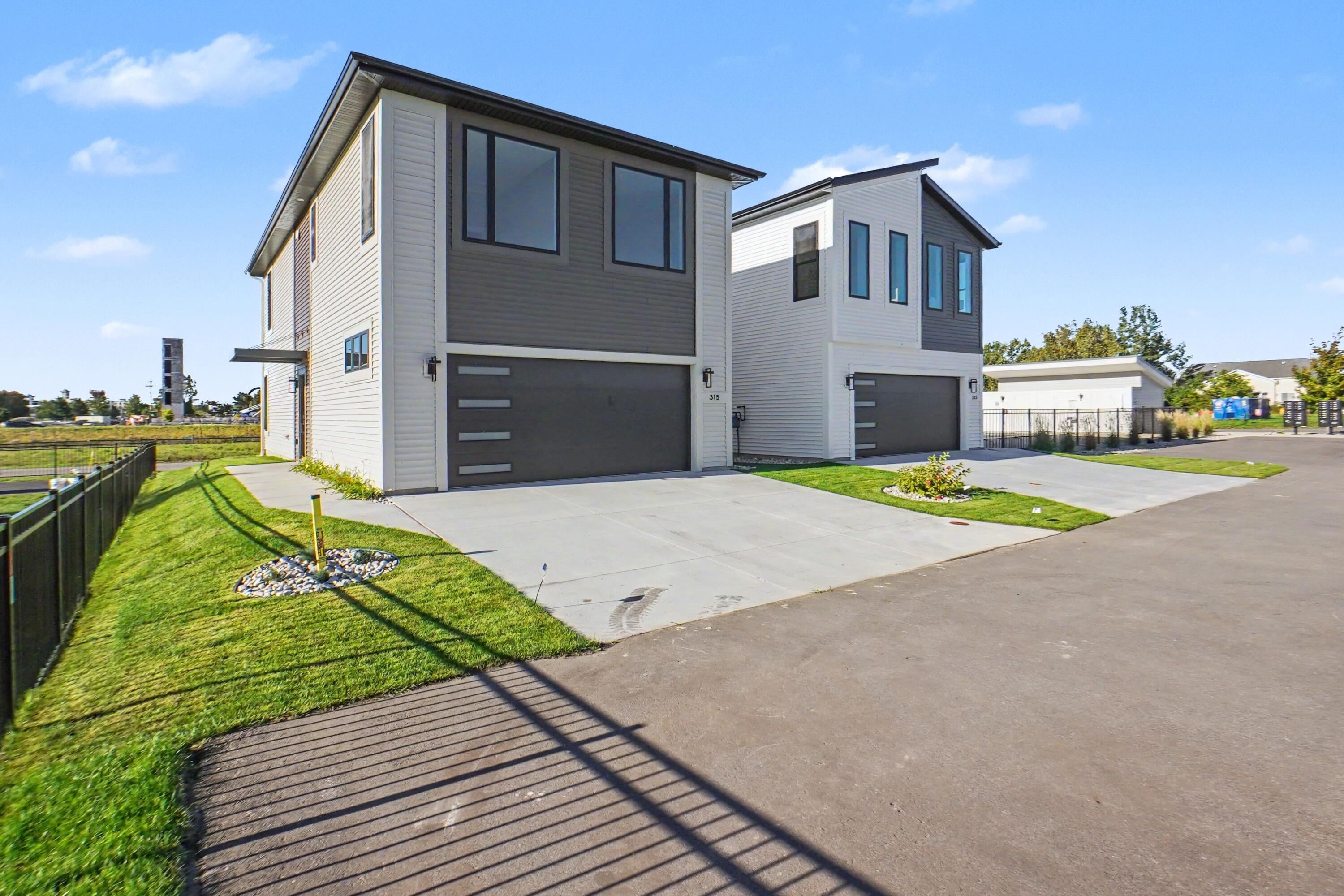 315 Edison Court 30