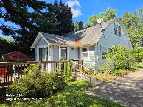 Tiny photo for 516 Hillcrest Road, Niles City, MI 49120 (MLS # 69026045888)
