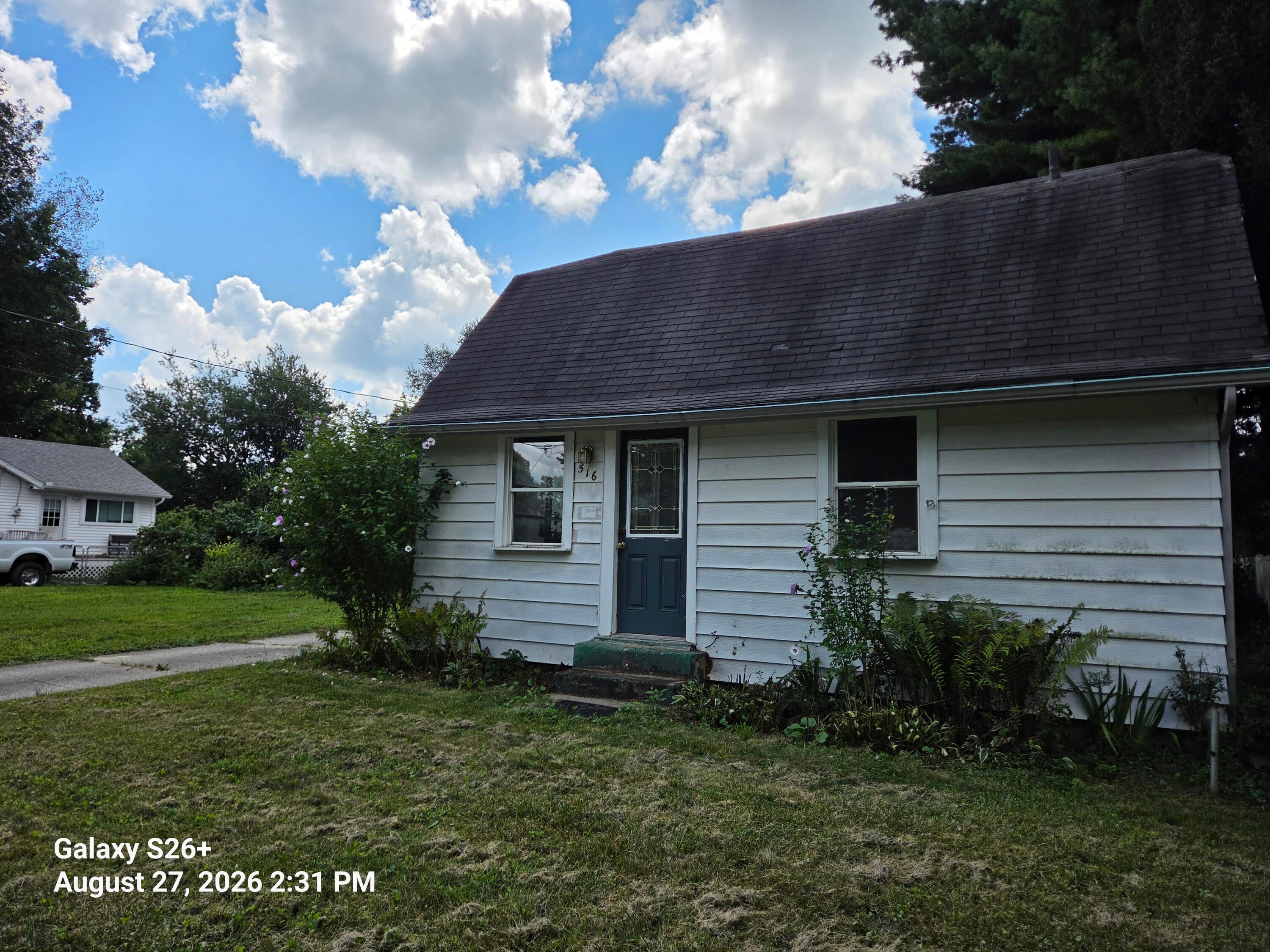 516 Hillcrest Road