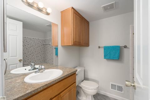 Tiny photo for 29200 Gloede Street, Warren City, MI 48088 (MLS # 58050199693)