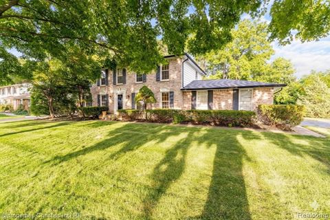 3014 Caswell Drive Troy City MI 48084