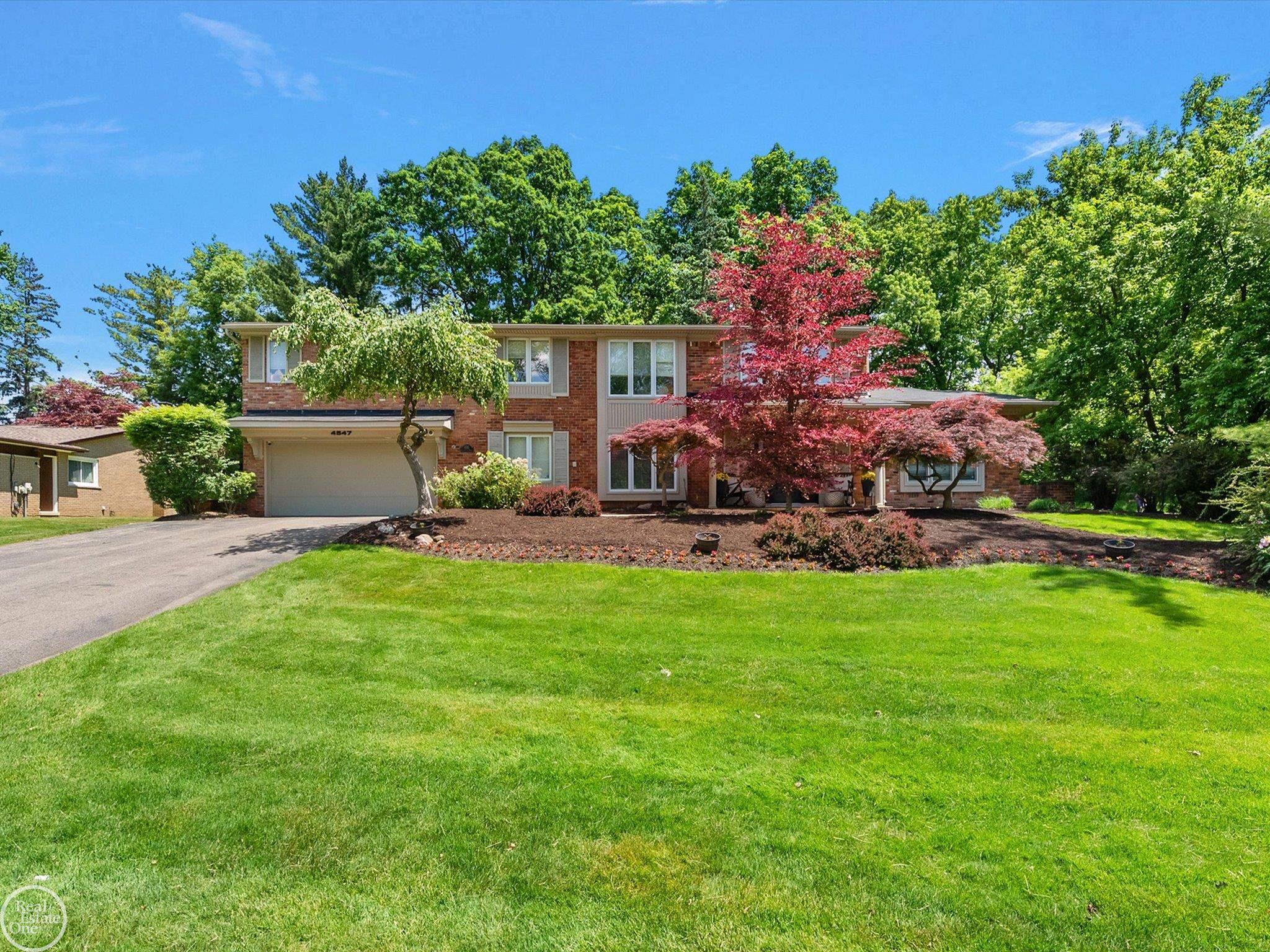 4547 Valleyview Drive