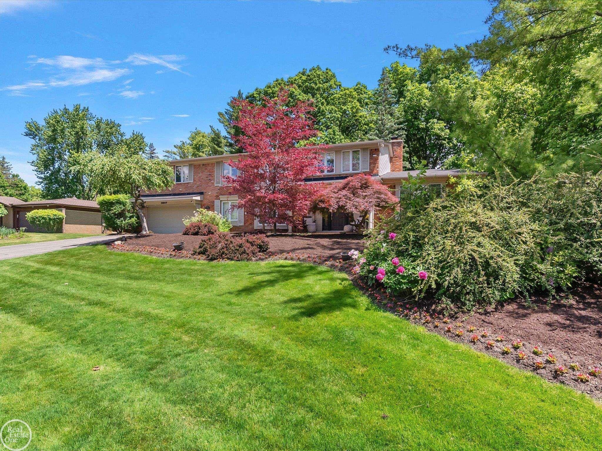 4547 Valleyview Drive