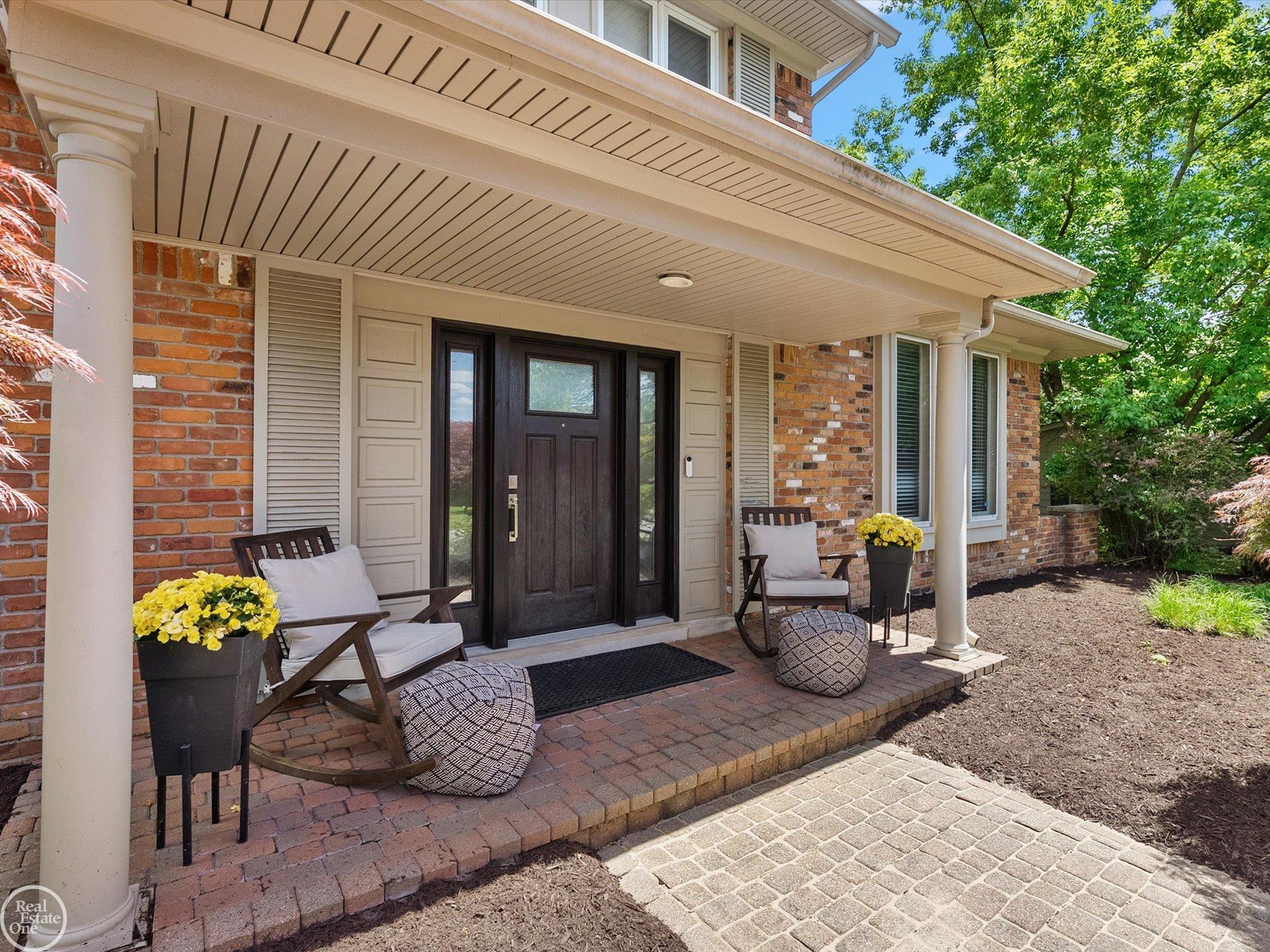 4547 Valleyview Drive