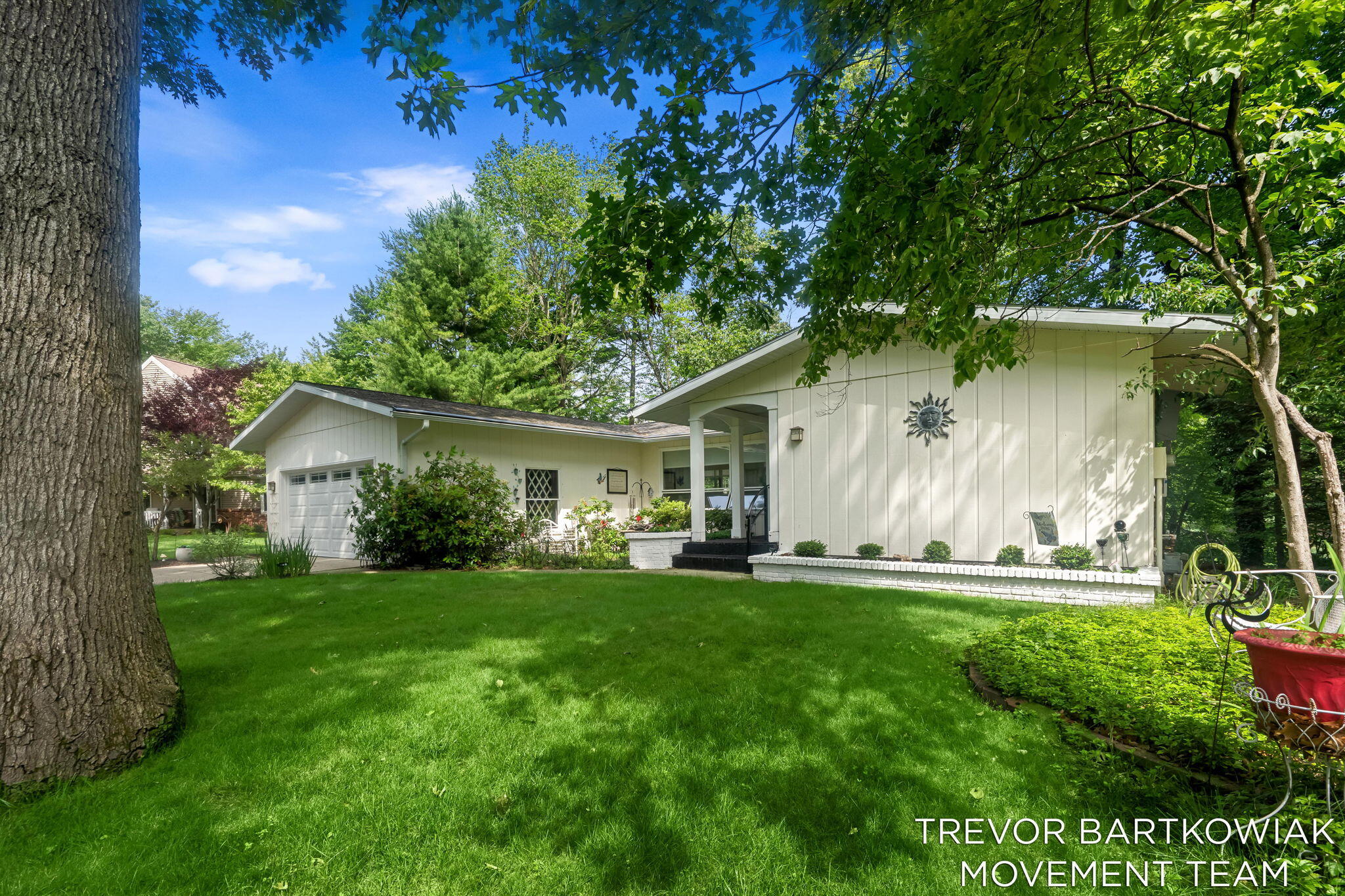 1292 Edinborough Drive