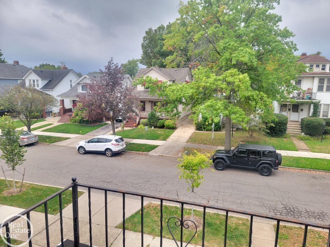 1458 Beaconsfield Street