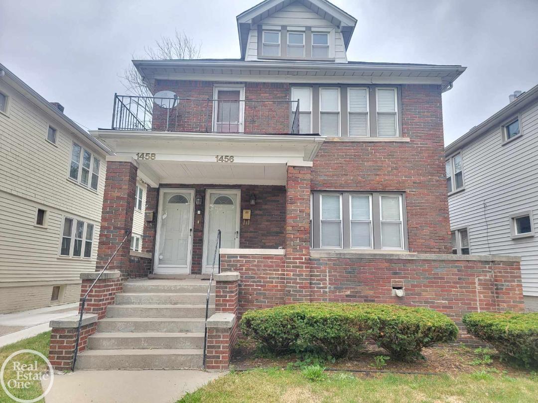 1458 Beaconsfield Street