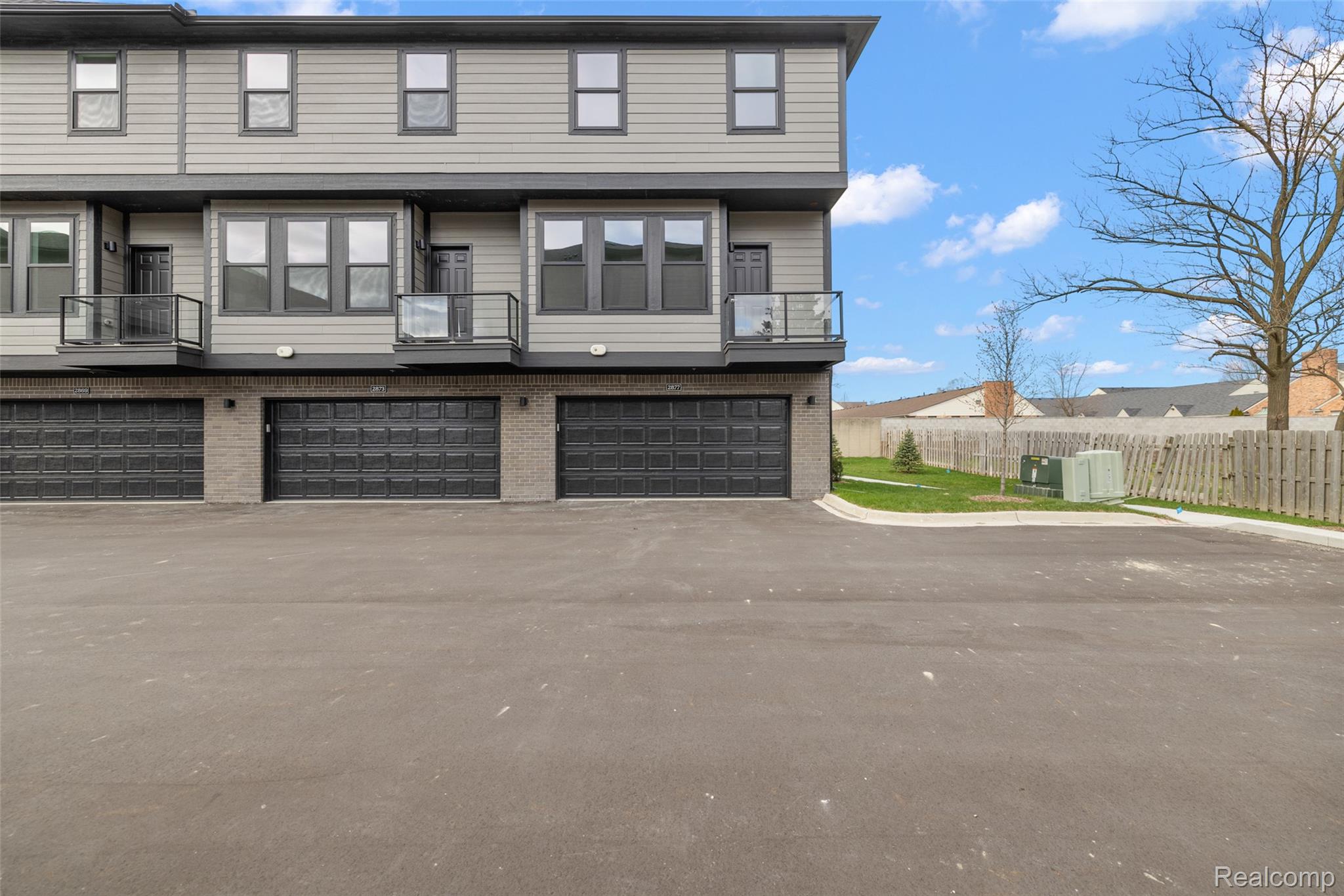 2841 Summers Place