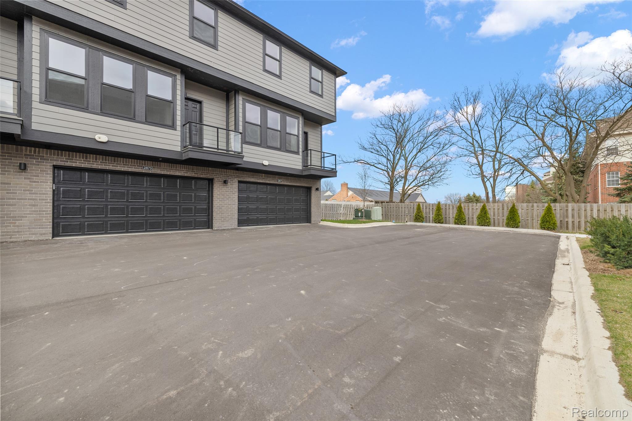 2841 Summers Place