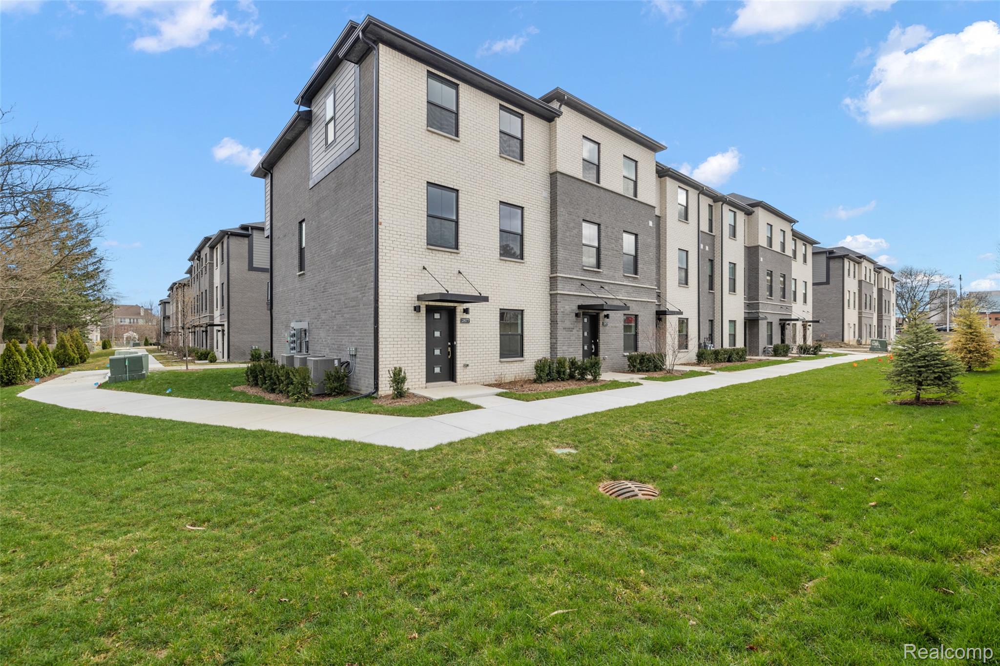 2841 Summers Place