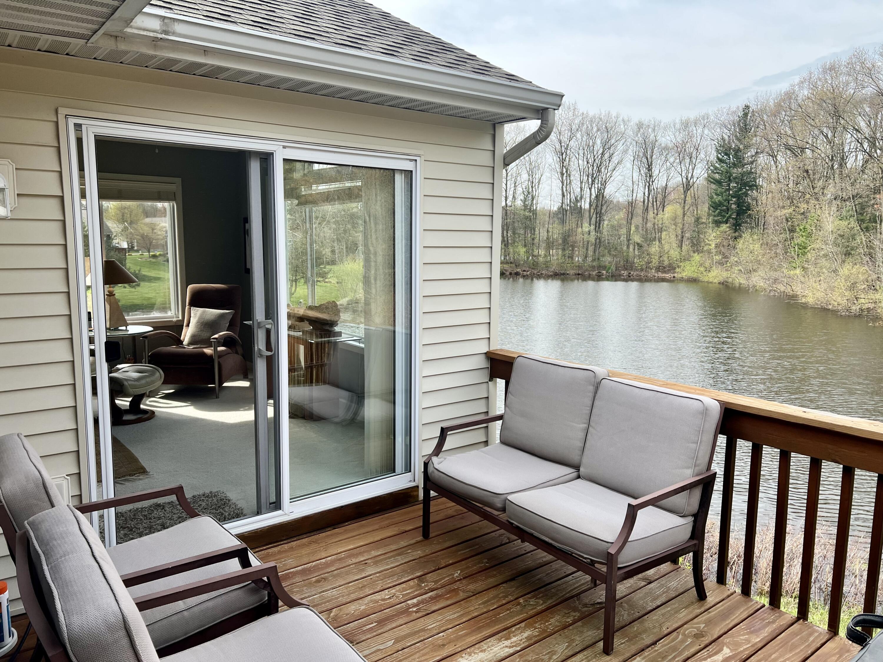 15443 Winchester Circle