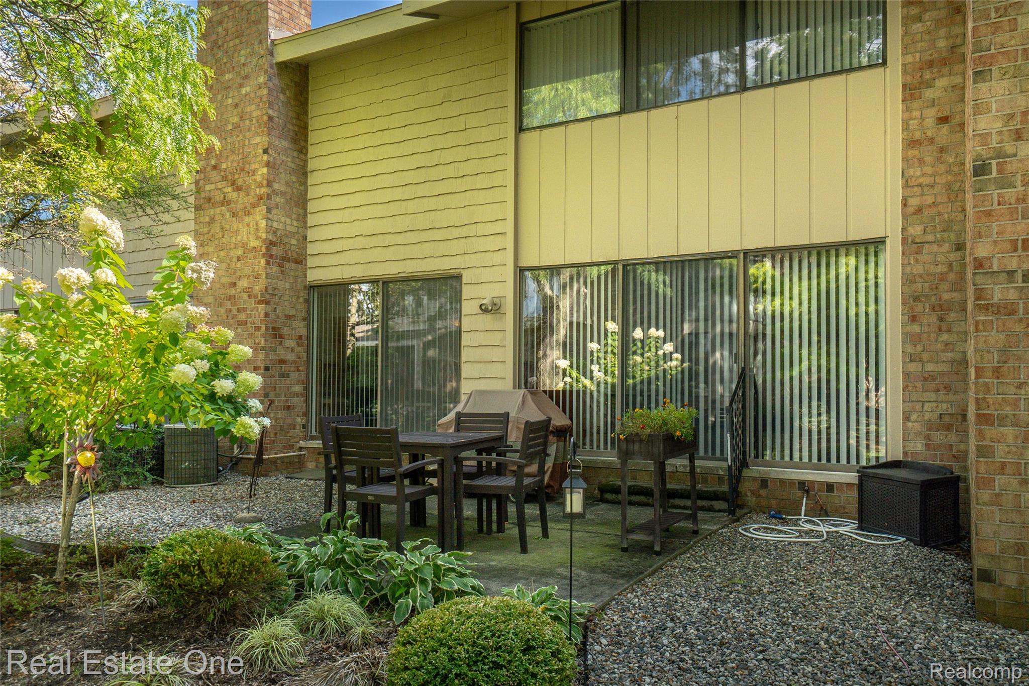 7308 Creek View Circle