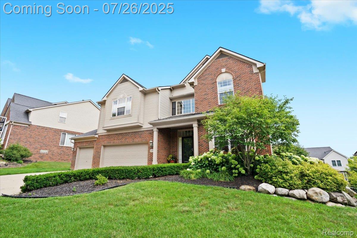 16962 Algonquin Drive