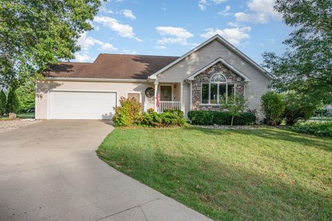 Photo of 48799 Wentworth Drive, Mattawan Village, MI 49071 (MLS # 66025051438)