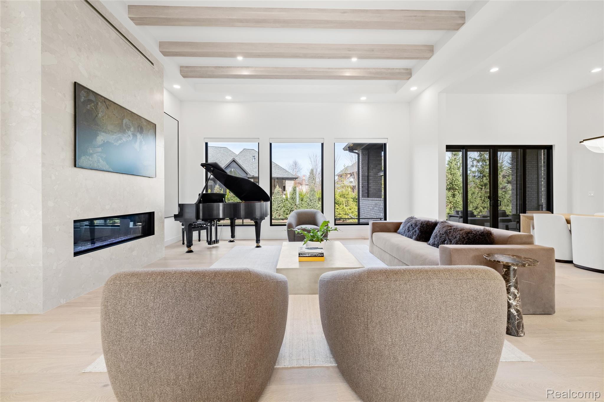 3026 Heron French Provincial