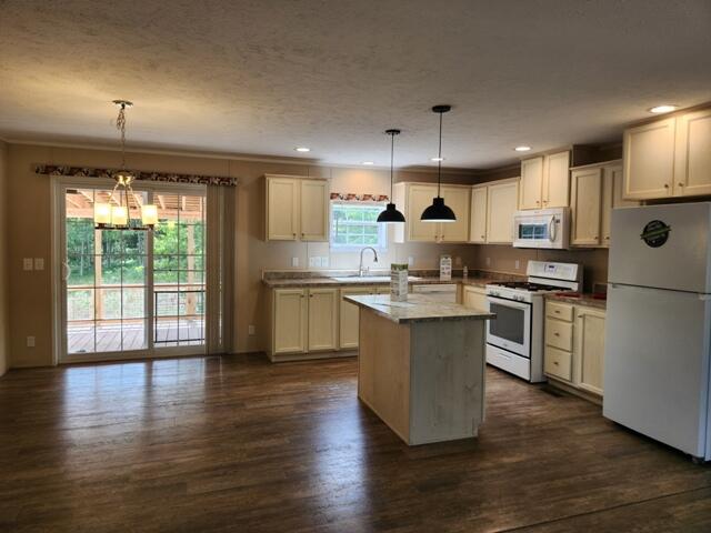 5671 E Boltwood Trail
