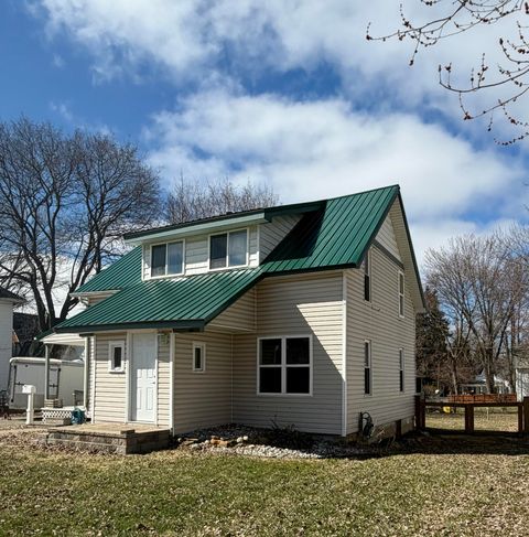 Tiny photo for 301 N Kennefic Street, Yale City, MI 48097 (MLS # 81026013510)