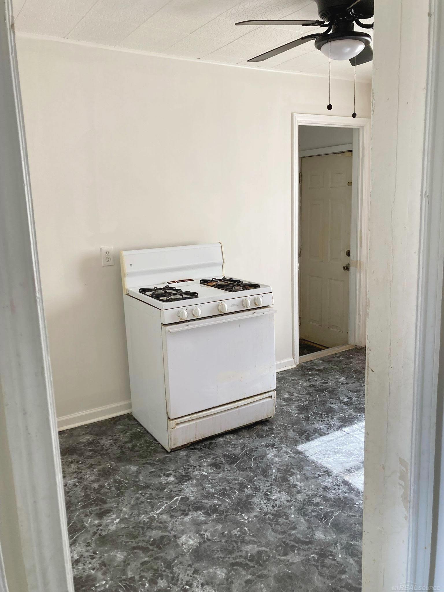 16476 Fairmount Drive