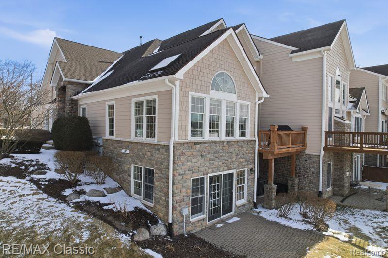 24803 Reeds Pointe Drive