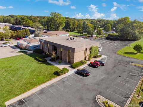 2483 Linden 070 Flint Charter Township MI 48532