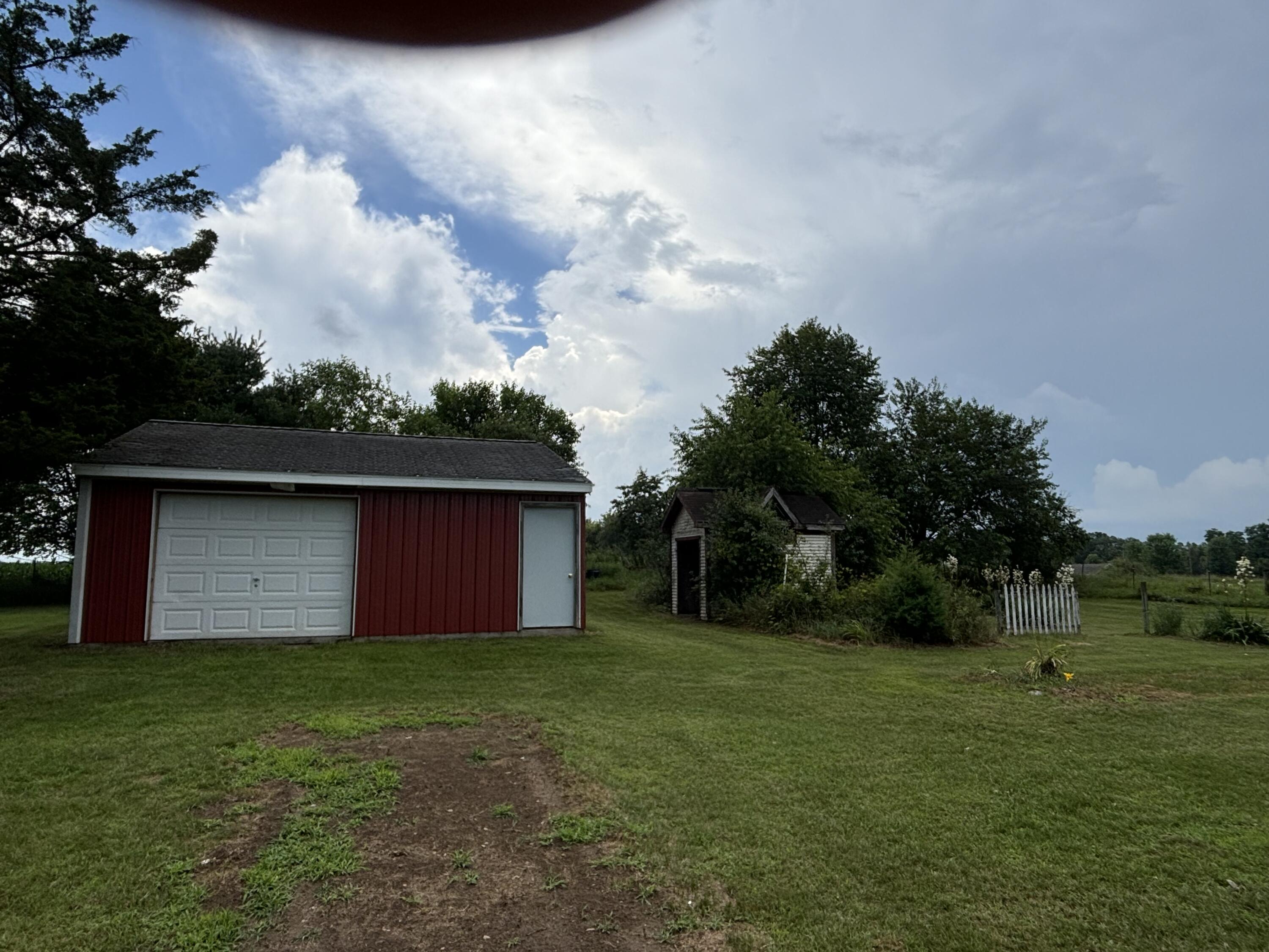 8861 Faye Lake Road