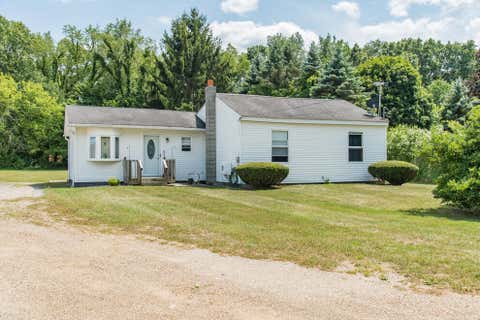 Photo of 5542 Collingwood Avenue, Cooper Charter Township, MI 49004 (MLS # 66026038452)
