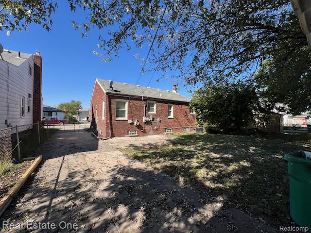 22036 Birchwood Avenue