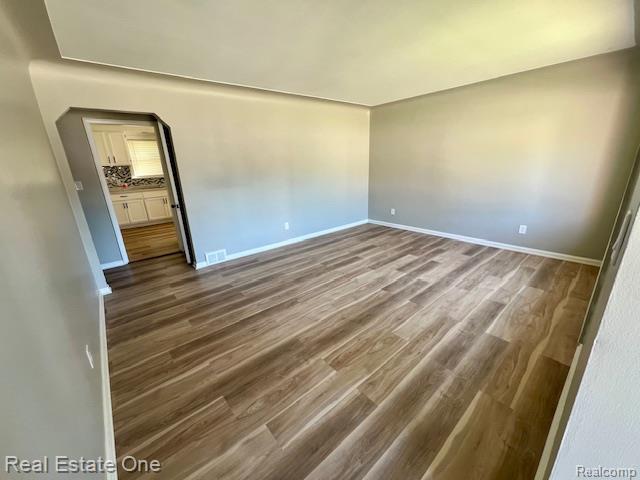 22036 Birchwood Avenue