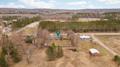 814 Maple Street Charlevoix Township MI 49727