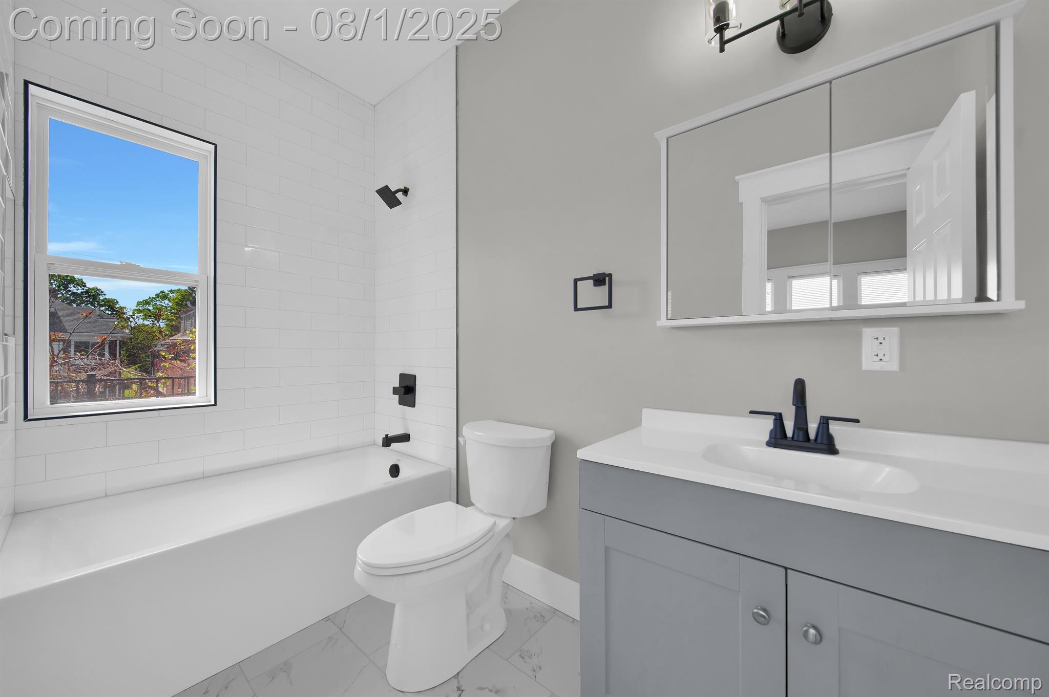 Detroit City, Michigan 48206, United States, 4 Bedrooms Bedrooms, ,2 BathroomsBathrooms,Residential,Coming Soon,181763