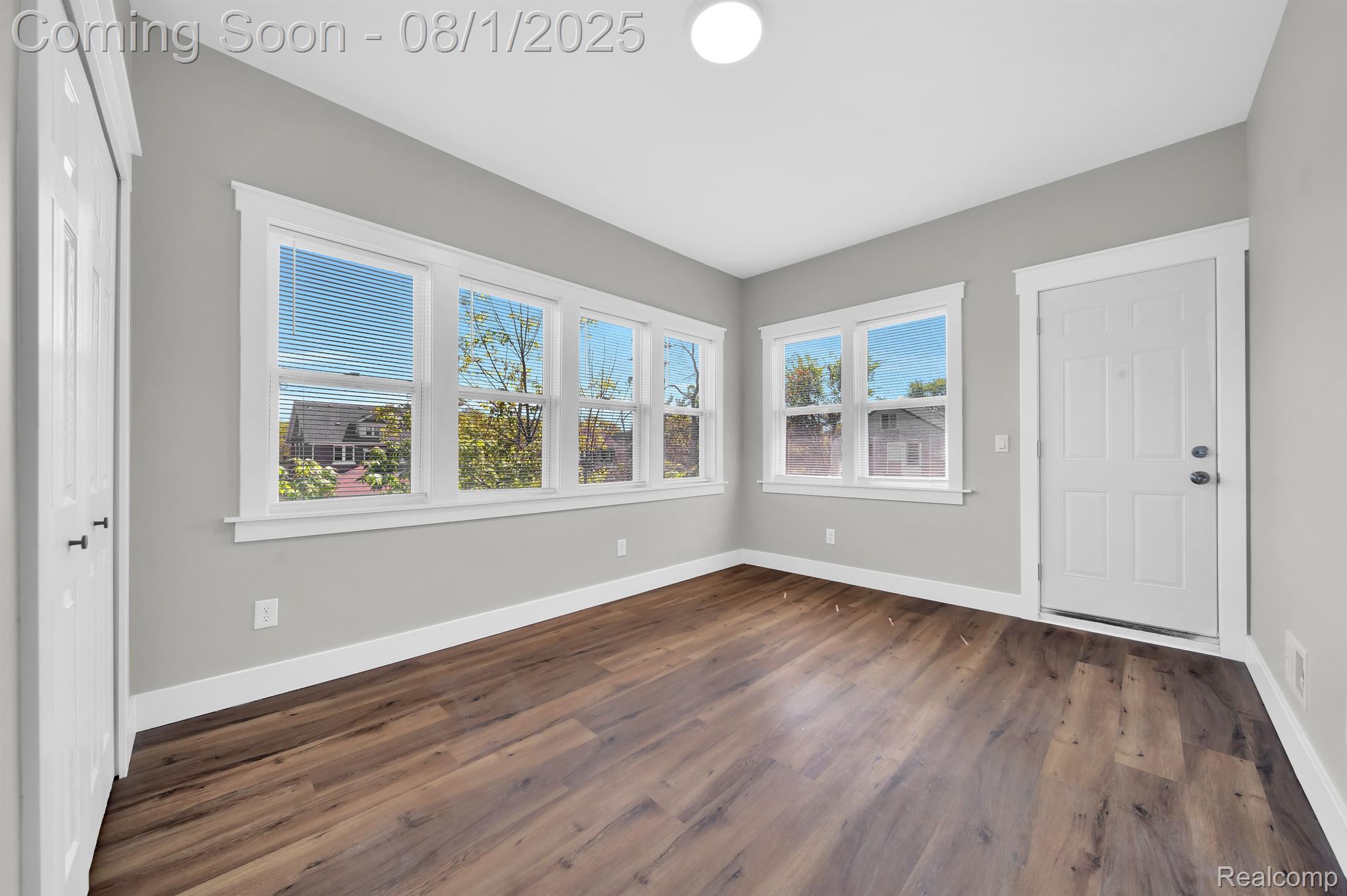 Detroit City, Michigan 48206, United States, 4 Bedrooms Bedrooms, ,2 BathroomsBathrooms,Residential,Coming Soon,181763