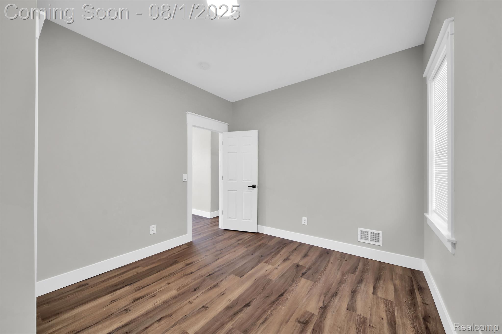 Detroit City, Michigan 48206, United States, 4 Bedrooms Bedrooms, ,2 BathroomsBathrooms,Residential,Coming Soon,181763