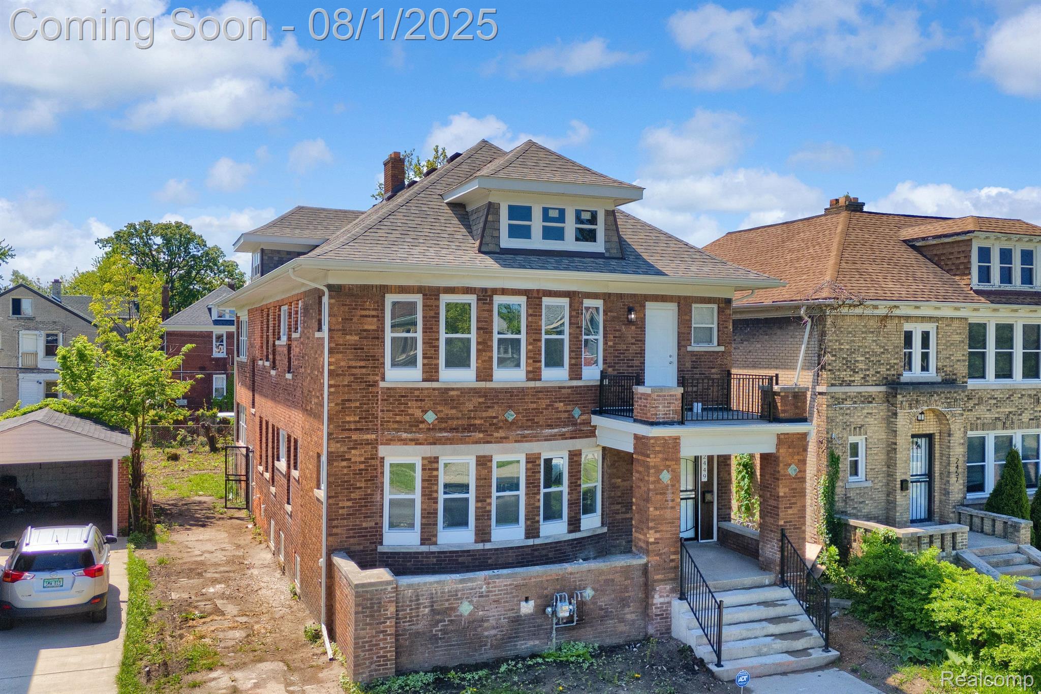 Detroit City, Michigan 48206, United States, 4 Bedrooms Bedrooms, ,2 BathroomsBathrooms,Residential,Coming Soon,181763