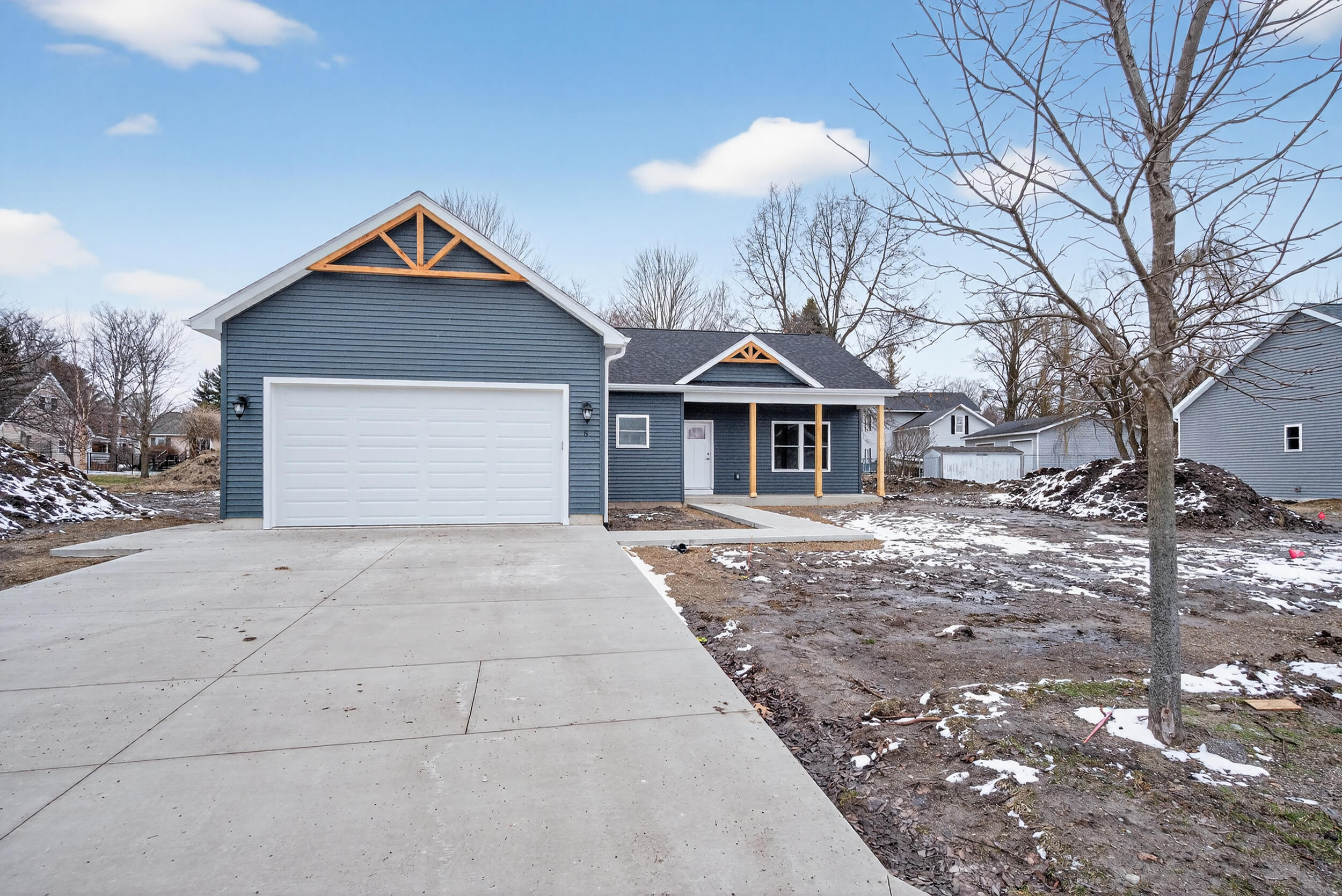 8 Hunting Trail Avenue