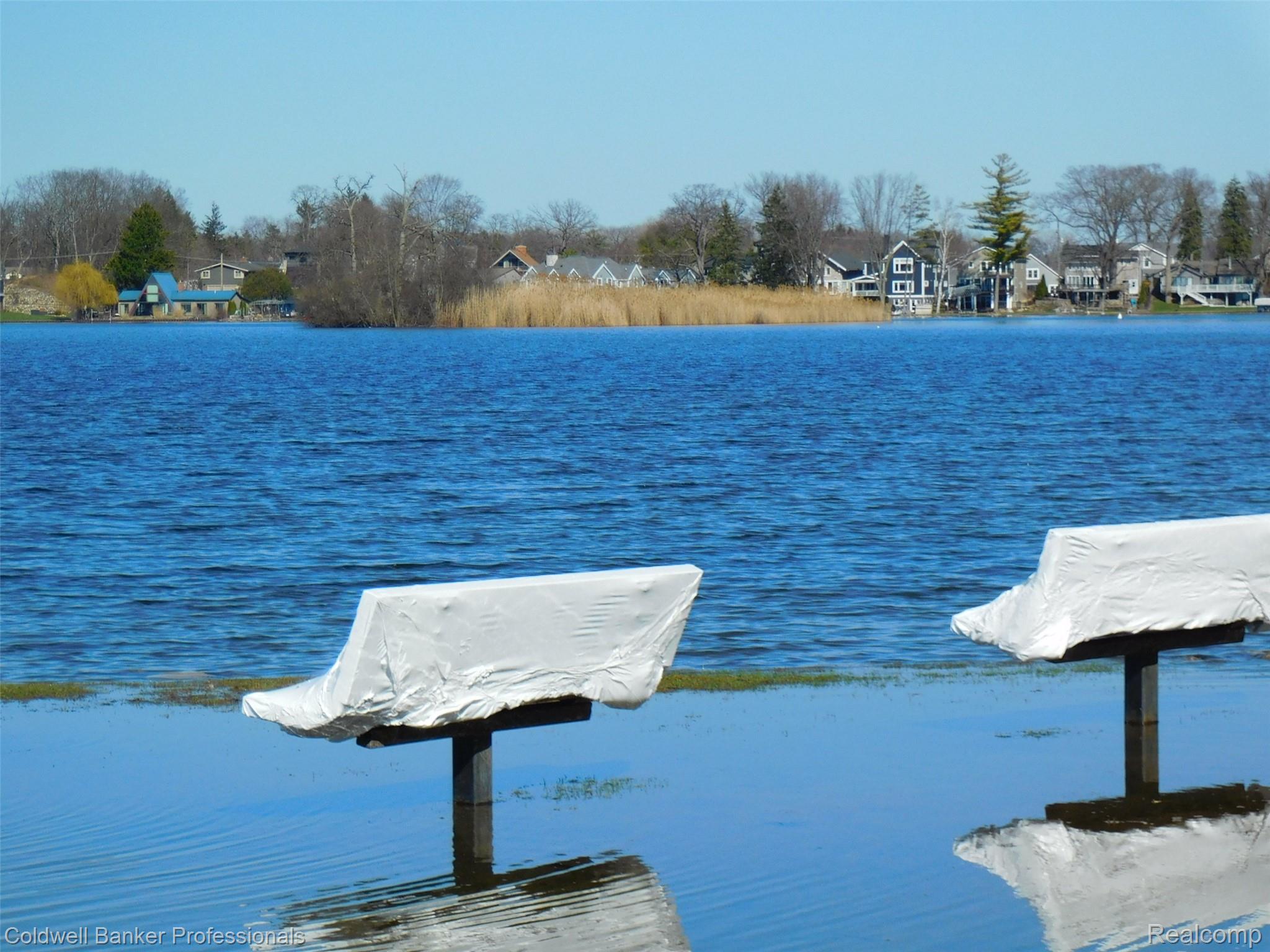 3436 Adams Shore Drive