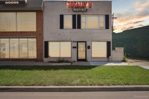 Photo for 24450 Gratiot Avenue