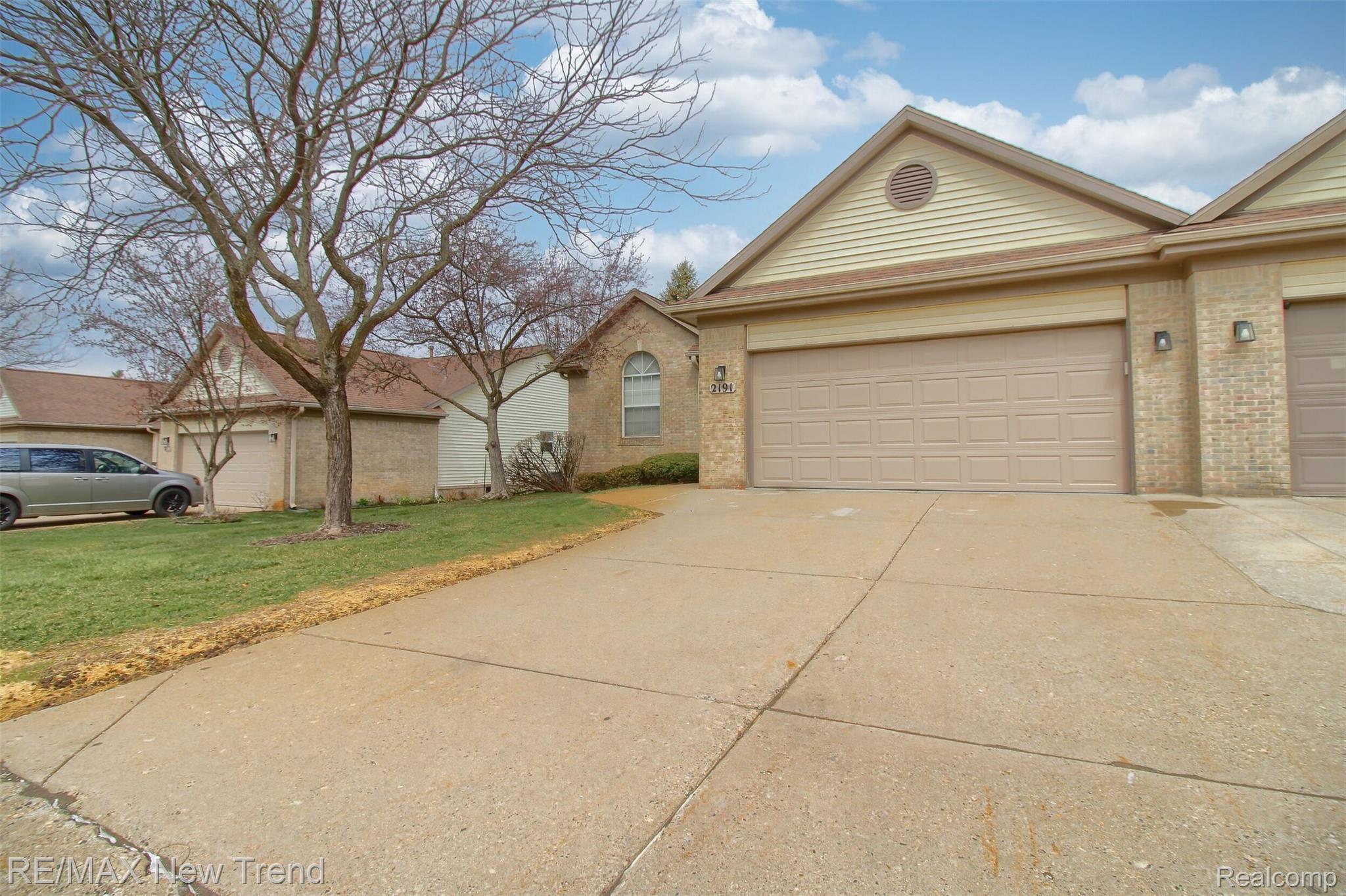 2191 Pleasant Drive