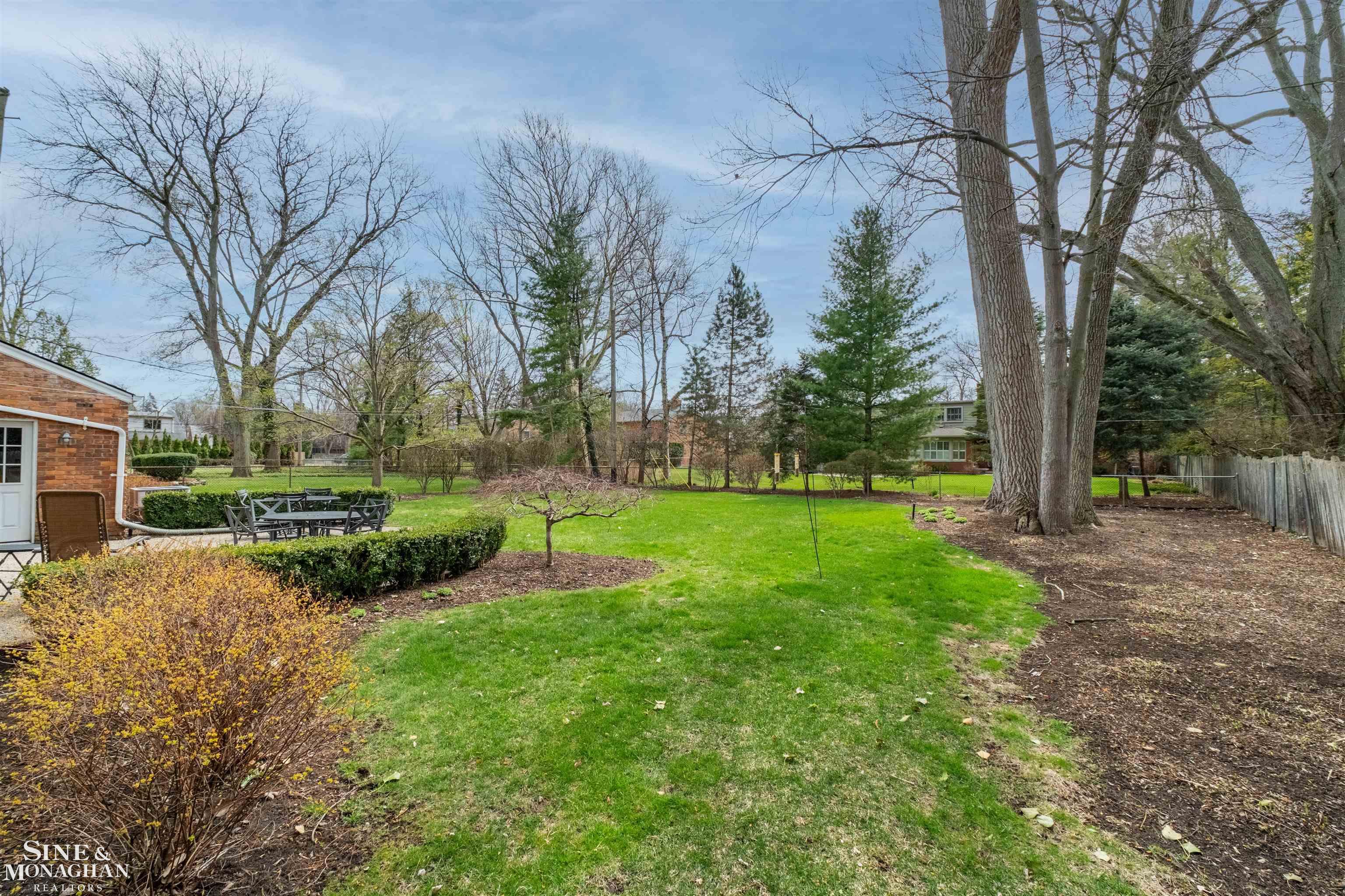 171 Moran Road